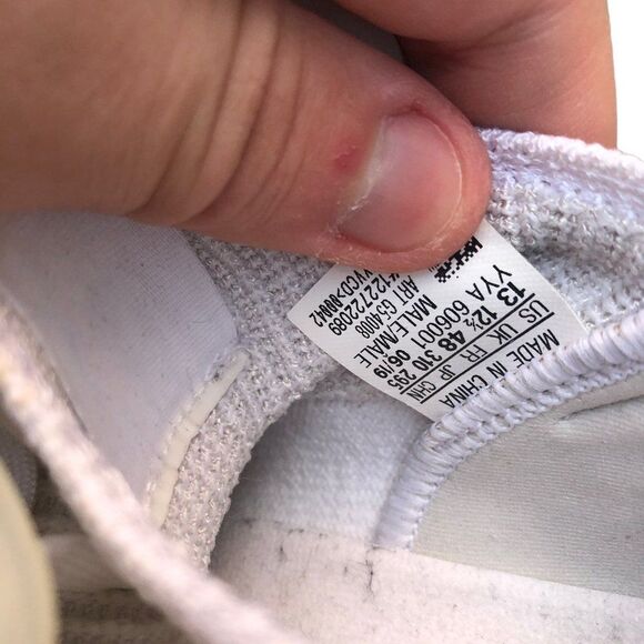 RARE 2019 Adidas Ultra Boost Pure White Size 13 - Picture 3 of 15